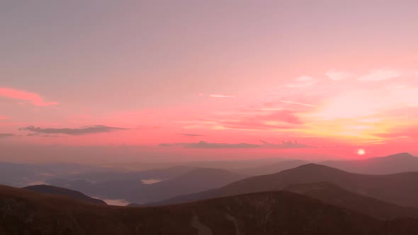 Spectacular Sunset in the Mountains alt