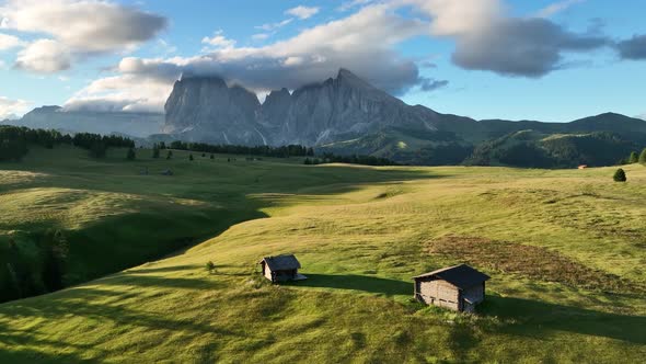 Sunrise on the Seiser Alm in the Dolomites mountains alt