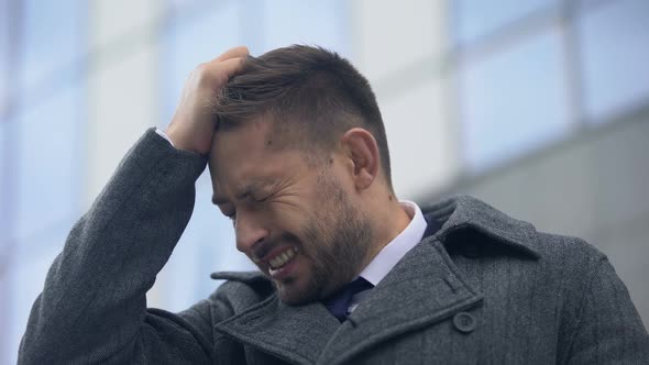 Guy Touching Head Feeling Terrible Pain, Migraine Headaches, Weather Changes