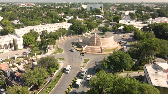 Rotational view of Merida Yucatan alt
