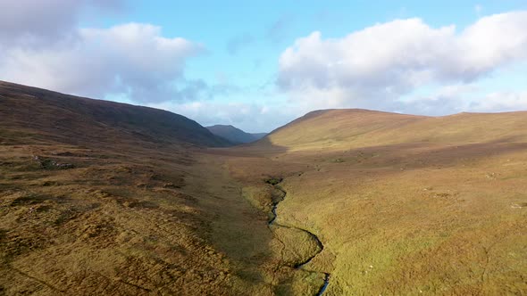 Beatiful Stream Flowing From the Mountains Surrounding Glenveagh National Park County Donegal alt