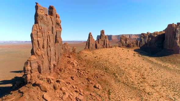 Scenic Highlights of Historical Place. alt