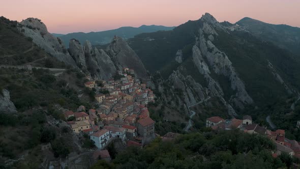 Aerial View of Castelmezzano during sunset, Italy 4K alt