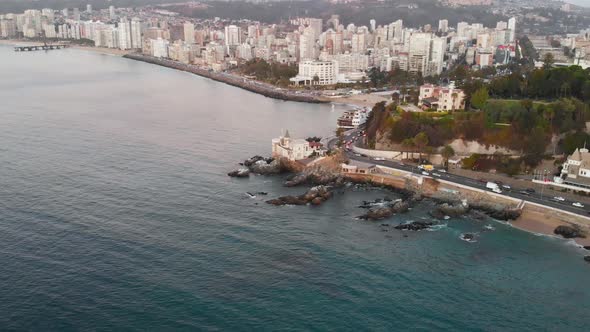 Sunset, Castle Wulff, Pacific ocean coast, Avenue, Street (Vina del Mar, Chile) alt