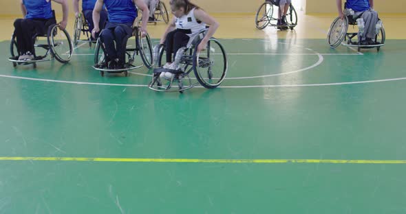 Persons with Disabilities Play Basketball in the Modern Hall alt