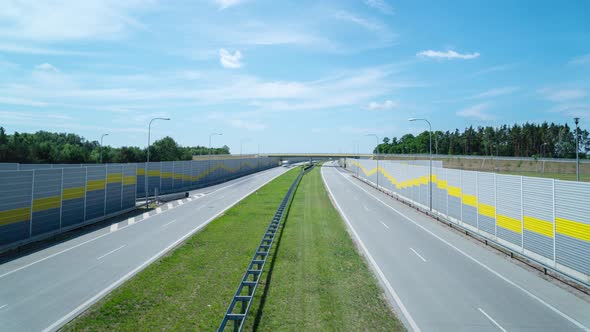 Intercity road with weak traffic alt