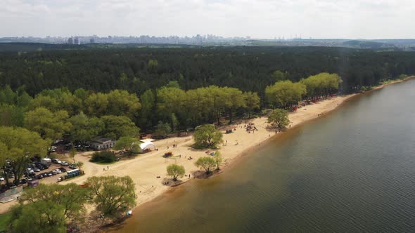 The Embankment of the Zaslavsky Reservoir or the Minsk Sea Near the City of Minsk alt