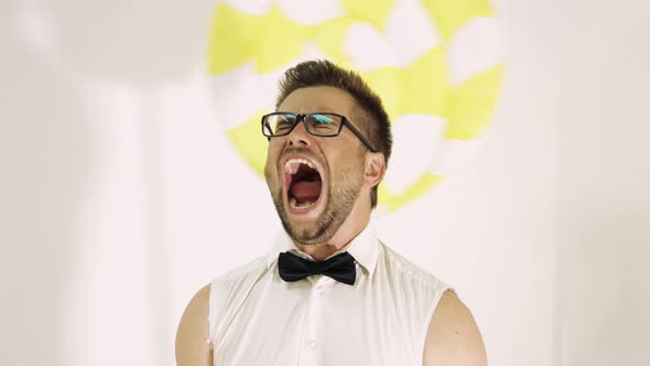 Man Won the Lottery alt