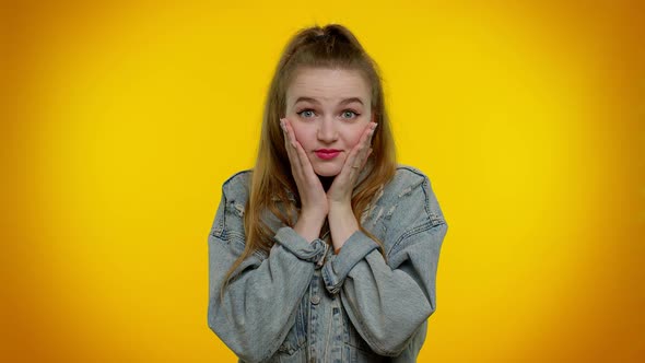 Cheerful Teen Girl Raising Hands in Surprise Shocked By Sudden Victory Meeting Someone Wow Emotion alt