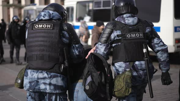 Riot Police Aggressive Arrest Protester Russia