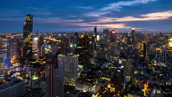 Bangkok business district city center during twilight, day to night - Time Lapse