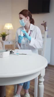 The Pharmacist Praises Medicinal Pills alt