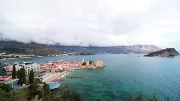Timelapse in Montenegro Budva Afriatic Sea  alt