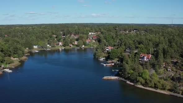 Picturesque quiet bay in Archipelago in Scandinavia, Northern Europe alt
