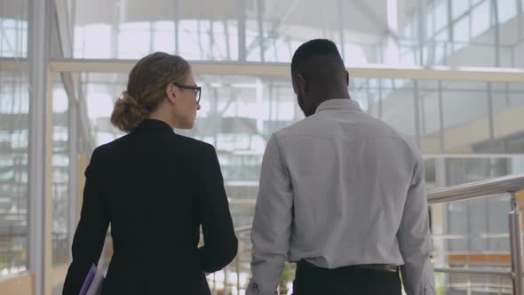 Lawyers Discussing New Case alt