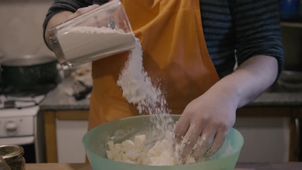 Chef adds flour slow motion