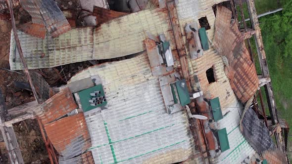Vertical Video of a Building Destroyed By War in Ukraine alt