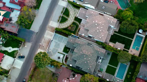 Flyover American houses in the neighborhood district, Los Angeles, CA alt