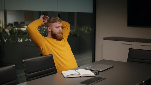 Stressed Business Guy Turning Off Laptop Having Problems In Office alt