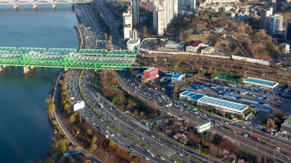 Timelapse Seoul Parallel Highways and Railway Bridge alt
