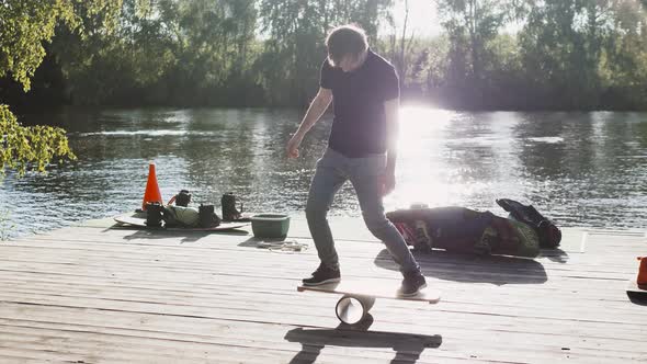 Men on Deck for Balance Board alt