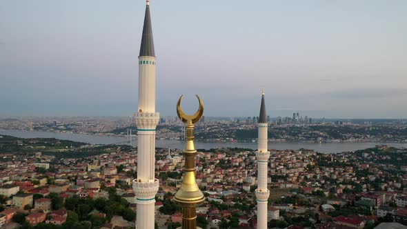 Camlıca Mosque Cressent and Bosphorus
