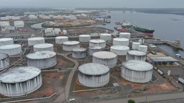 Aerial View Oil Refinery Plant From Industry Zone Petrochemical Industrial Refinery Factory Oil alt