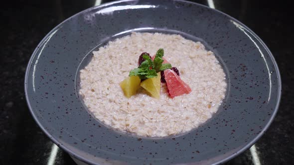 Oatmeal with Fruit