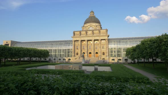 The Bavarian State Chancellery alt