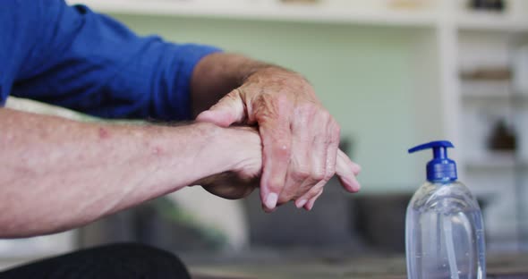 Mid section of a senior caucasian man alt