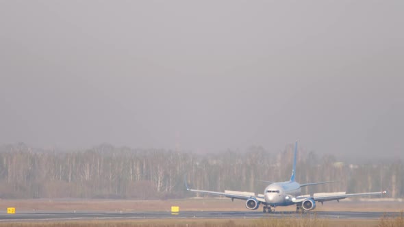 Passenger Airplane Braking alt