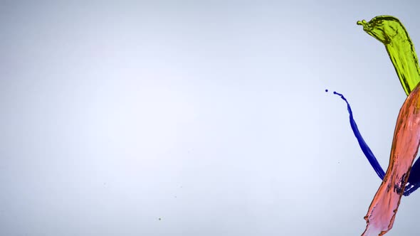 Colored water splash, Slow Motion alt