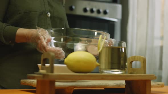 I Put a Transparent Bowl on the Table alt