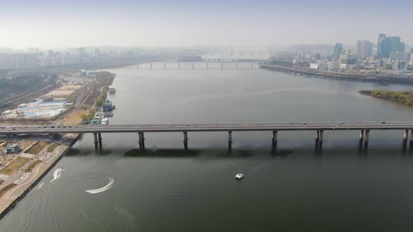 Seoul Han River Sogang Bridge Traffic