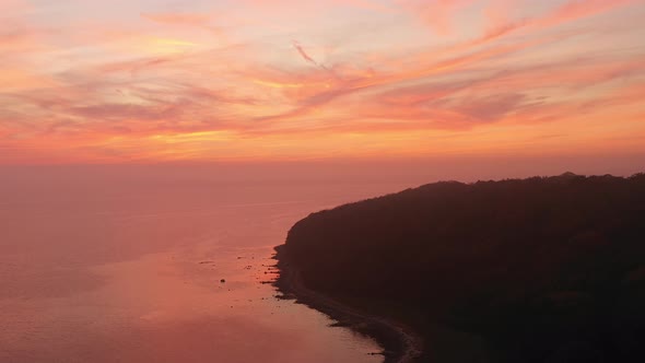 Vast Ocean Under Orange Sky alt