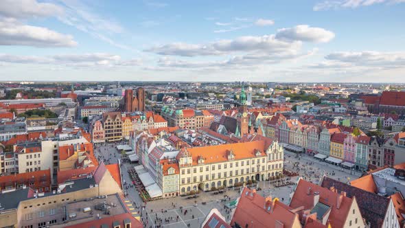 View of Rynek square in Wroclaw, Poland alt
