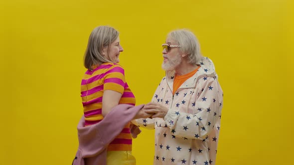 Elderly Man And Woman alt