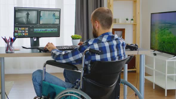 Professional Video Editor alt