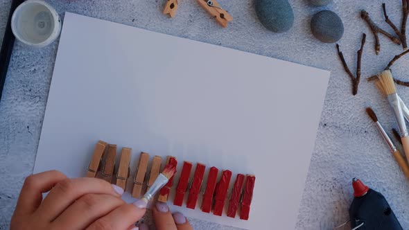 Making Diy Merry Christmas Deer on Greeting Card Postcard Made of Pebbles Sea Stones Clothespins and alt