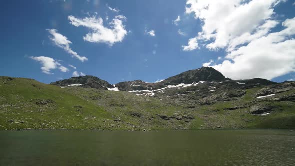 8K High Altitude Mountain Lake