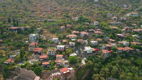 Residential Buildings in the Historical Part in the Highlands in Turkey alt