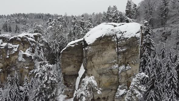 Drone shot of rocks in Bohemian Paradise in the Czech Republic alt