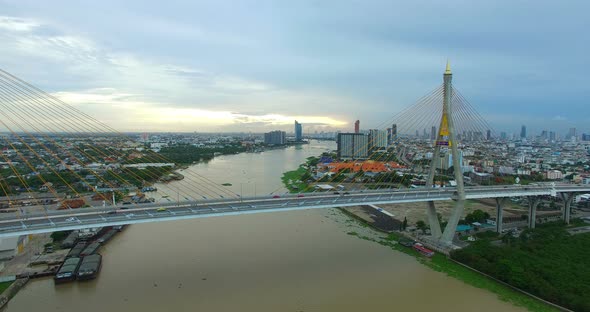Bhumibol Bridge 1 alt