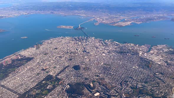 Aerial View Of San Francisco And The Bay Area In California, USA At Daytime. alt