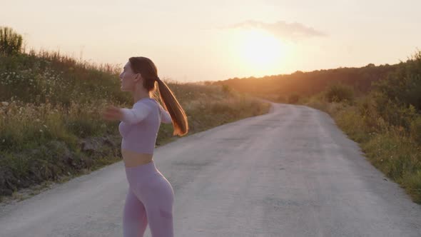 Close Up Girl That Makes Workout on the Evening alt