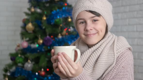 Coffee time on Christmas.  alt