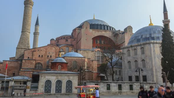 Hagia Sophia is the famous historical building of Istanbul. Timelapse. Ultra HD