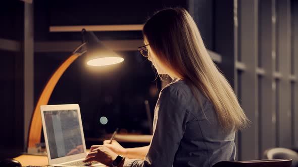 Coder Testing Software. Programming Coding Web Technologies Outsource. Coder Developing Application. alt