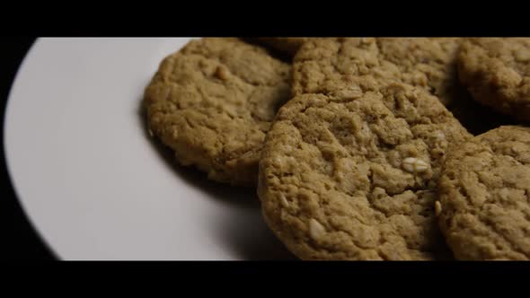 Cinematic, Rotating Shot of Cookies on a Plate - COOKIES 067 alt