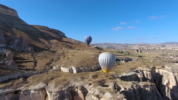 Preparations for take-off and lift-off Hot Air Balloon alt